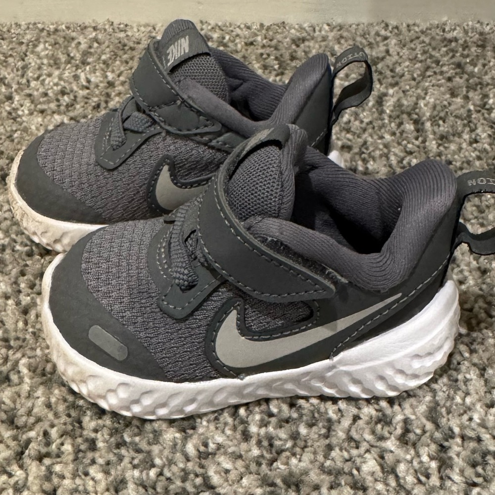 Nike Kids Dark Gray and White Sneakers
